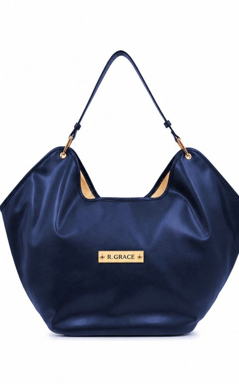 Dianna Hobo